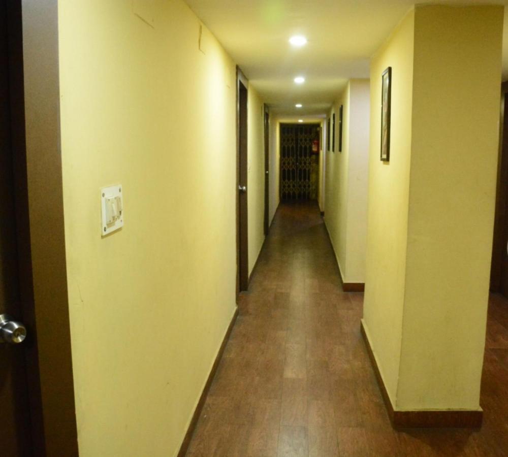 Plaza By Wb Inn, Kolkata Ngoại thất bức ảnh